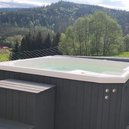 Modernes In Mit Grossem Garten Holiday home